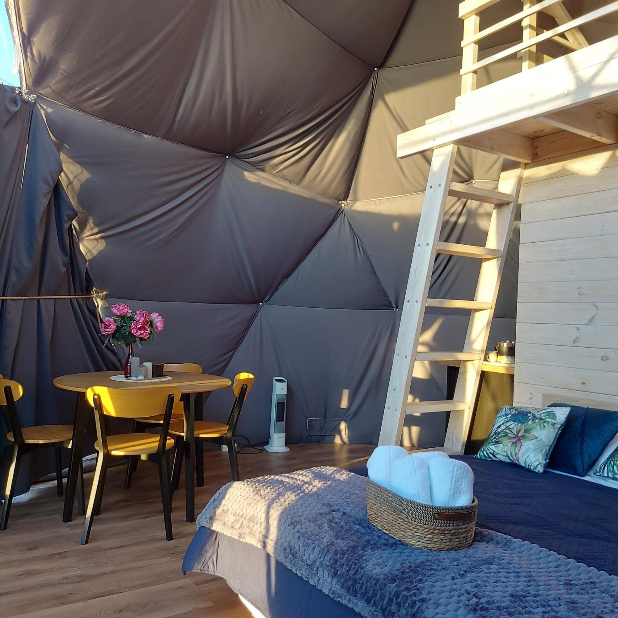 Luxuszelt Glamping Sfera Marzen Szewna